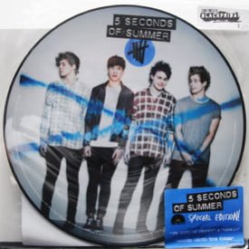 5 Seconds Of Summer - She Looks So Perfect